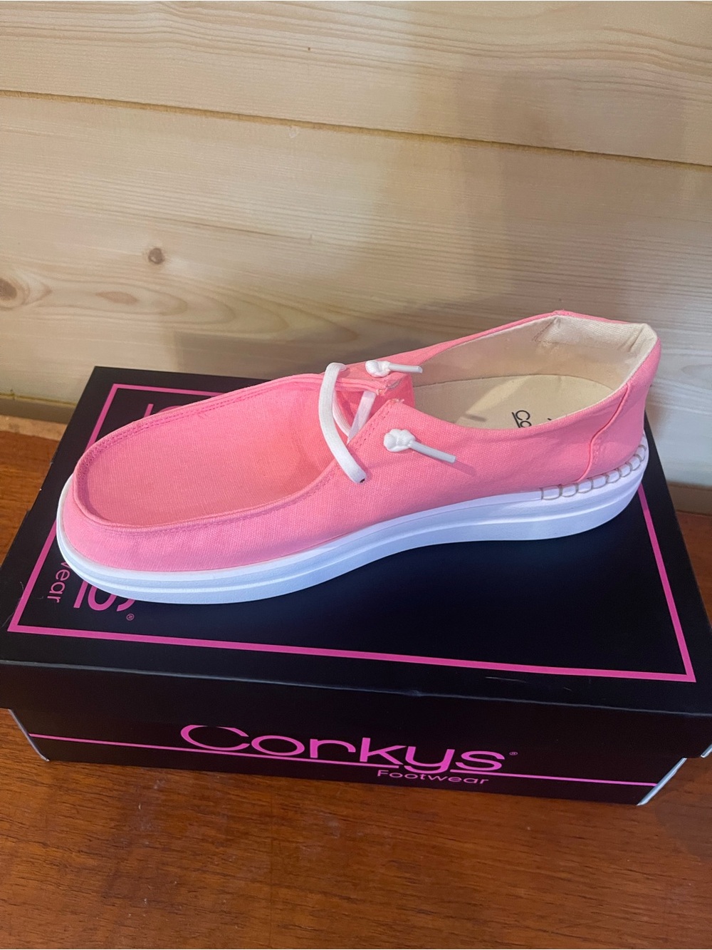 Corkys womens bright Pink Canvas Slip-On Loafers with White Sole Sz 8